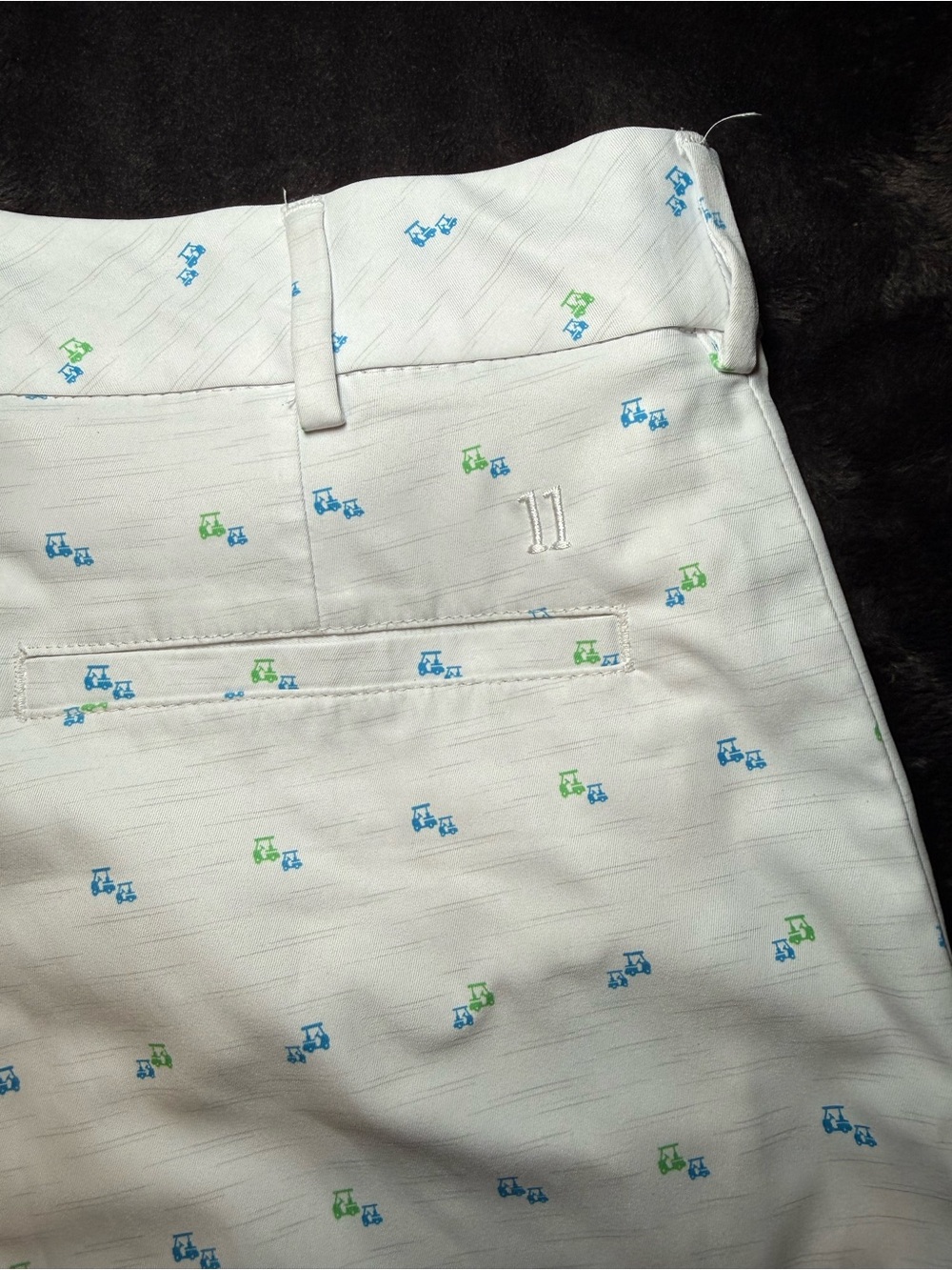 Walter Hagen White Golf Shorts with Blue & Green Mini golf carts size 34 - Picture 8 of 8